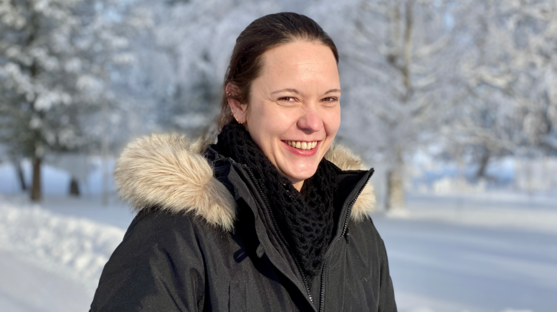 E6689CBC-6E72-422E-A99E-A3C680EEDBFC