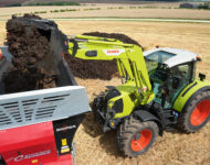 Claas Arion 400 (4)