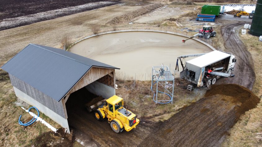 28F4B87E-05FF-4DDF-AF2C-C0B9A60E9B2F