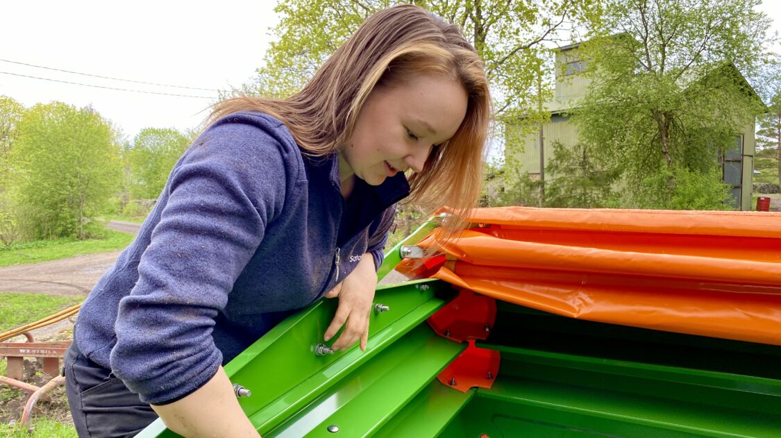 9B17817E-CB4E-4CA1-A01E-23A612E13018