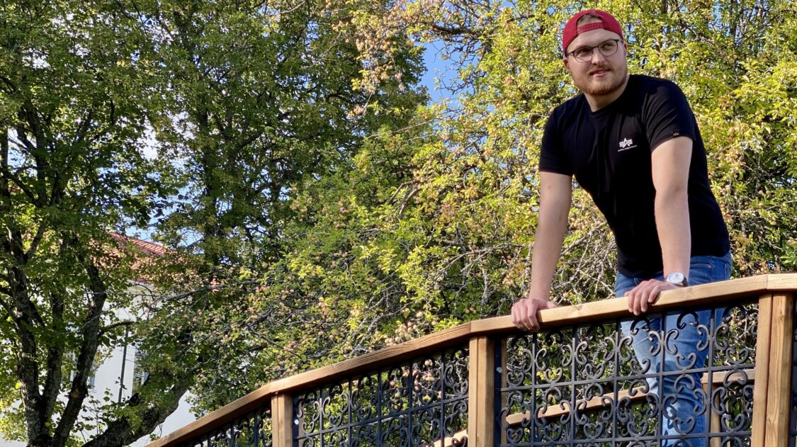 49F62FC5-9896-4AD4-999E-4886C3DA0AE4