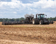 Valtra_SECTION CONTROL 96 WITH MULTIBOOM_2