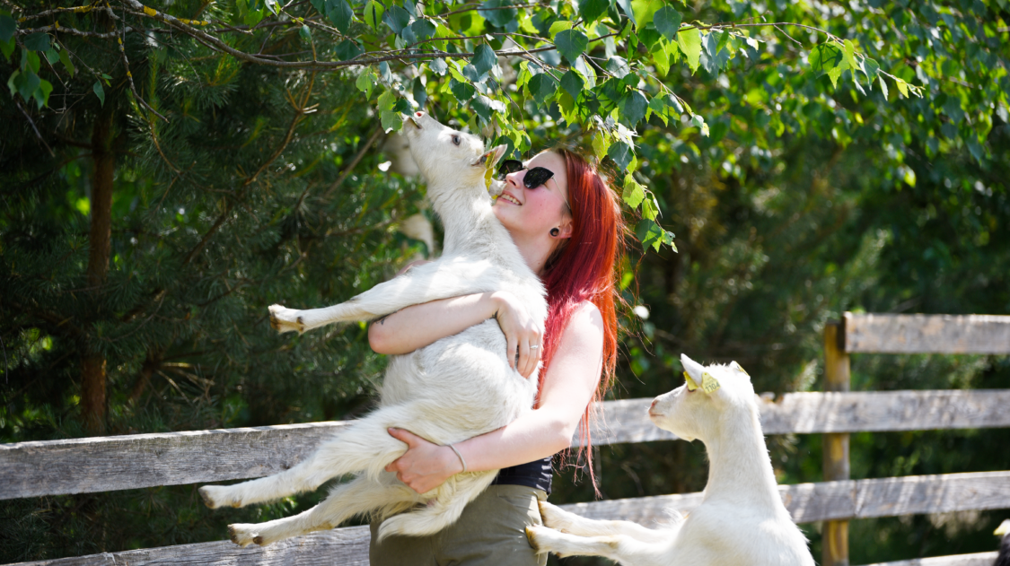 1956B7FE-9DD8-40A9-90C1-BD08790E35E1