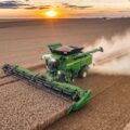 01_John_Deere_S7_900_Combine_Harvesting_Wheat