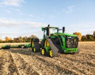 02_9RX_830_with_Tillage_Disks_2680H High Performance Disk